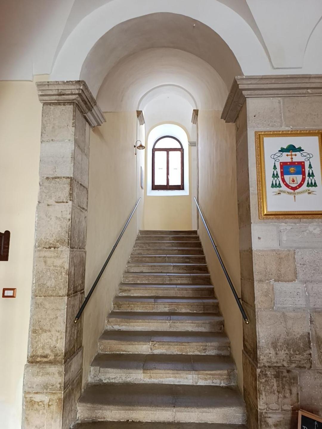 Hostel Il Tetto Melfi Dış mekan fotoğraf